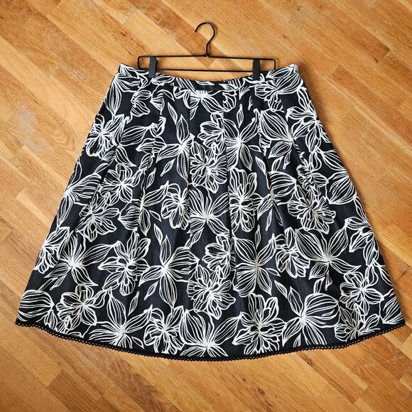 Style & Co Linen A-Line Skirt 16 Black White Floral Print Midi Boho Classic - Picture 2 of 8